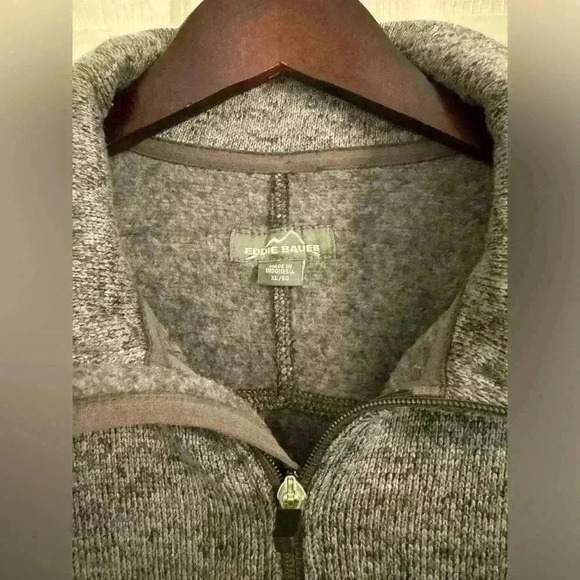 Eddie Bauer sweatshirt extra large grey fleece - Picture 3 of 5